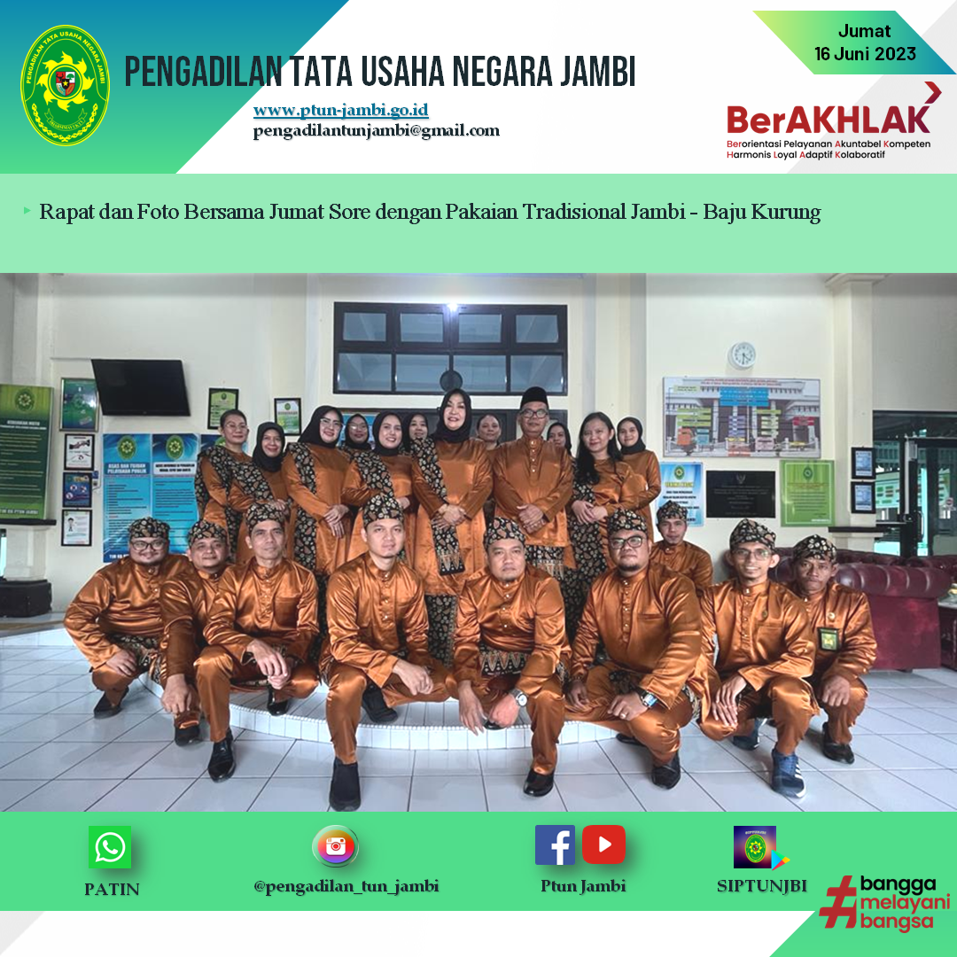 Rapat dan Foto Bersama Jumat Sore dengan Pakaian Tradisional Jambi - Baju Kurung